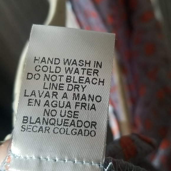 Entro Blouse - Picture 9 of 11